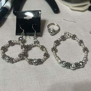 New hand made jewelry set